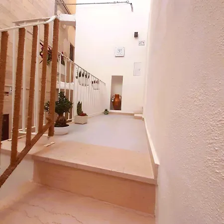 Palazzo Scianni 4*